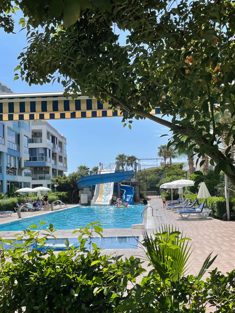 Апартаменты у моря 320 м с балконом