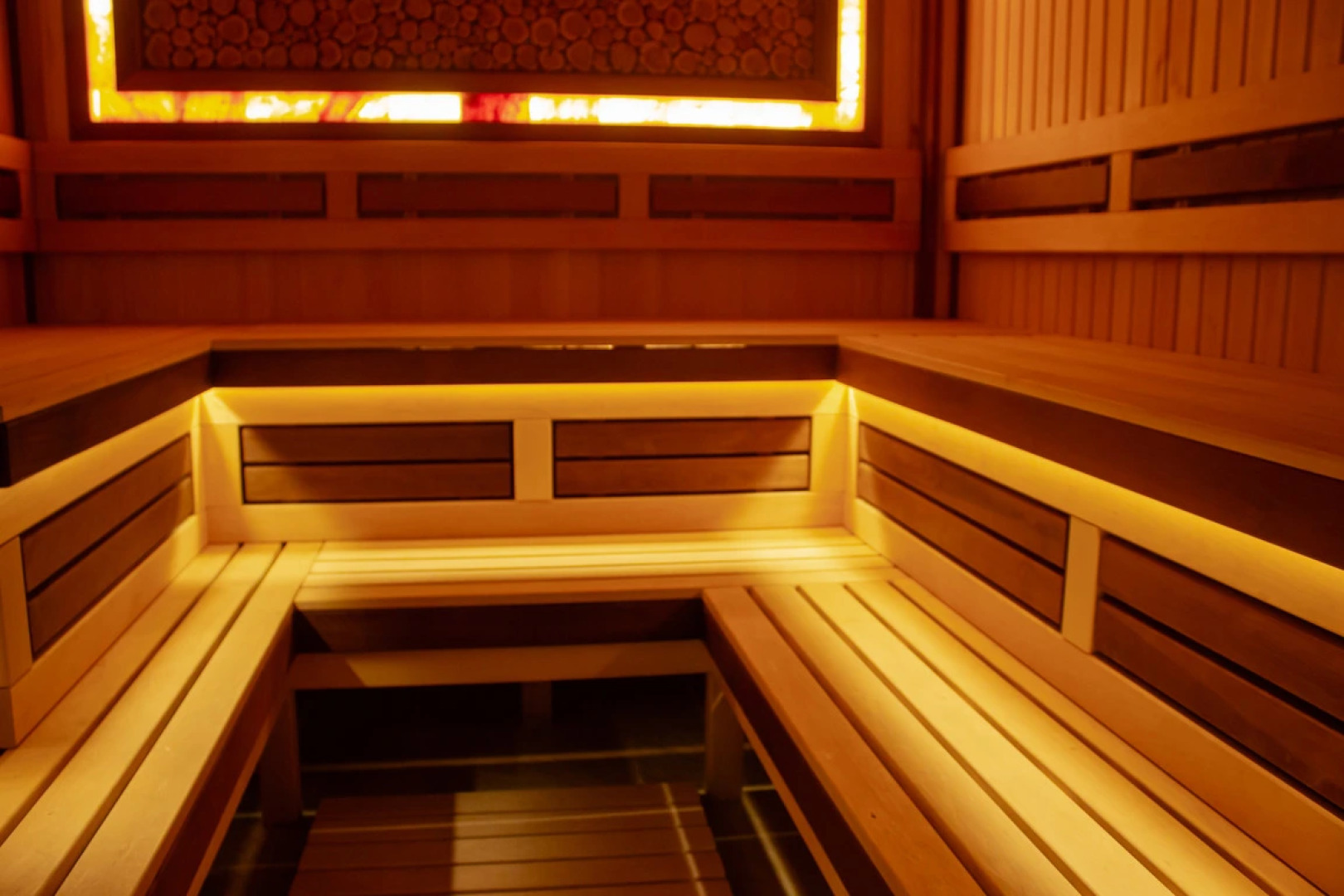 Axis Миррос Архыз