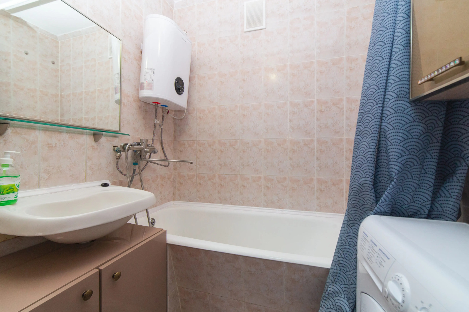 Апартаменты Ночник на Водников 12