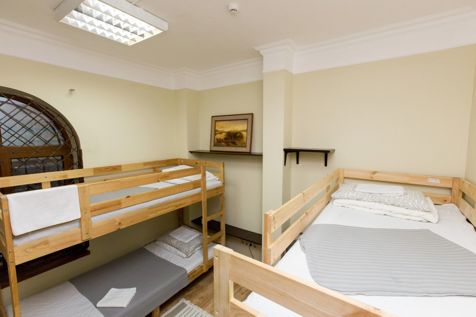 Riv'Erskij Hostel