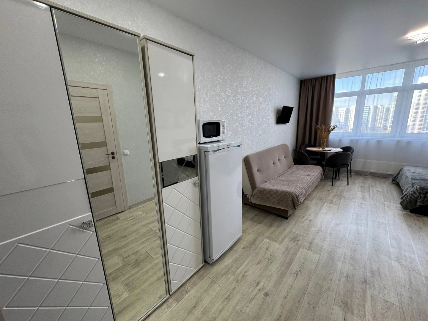 Квартира студия 30 м2 на 9 этаже 16 этажного дома