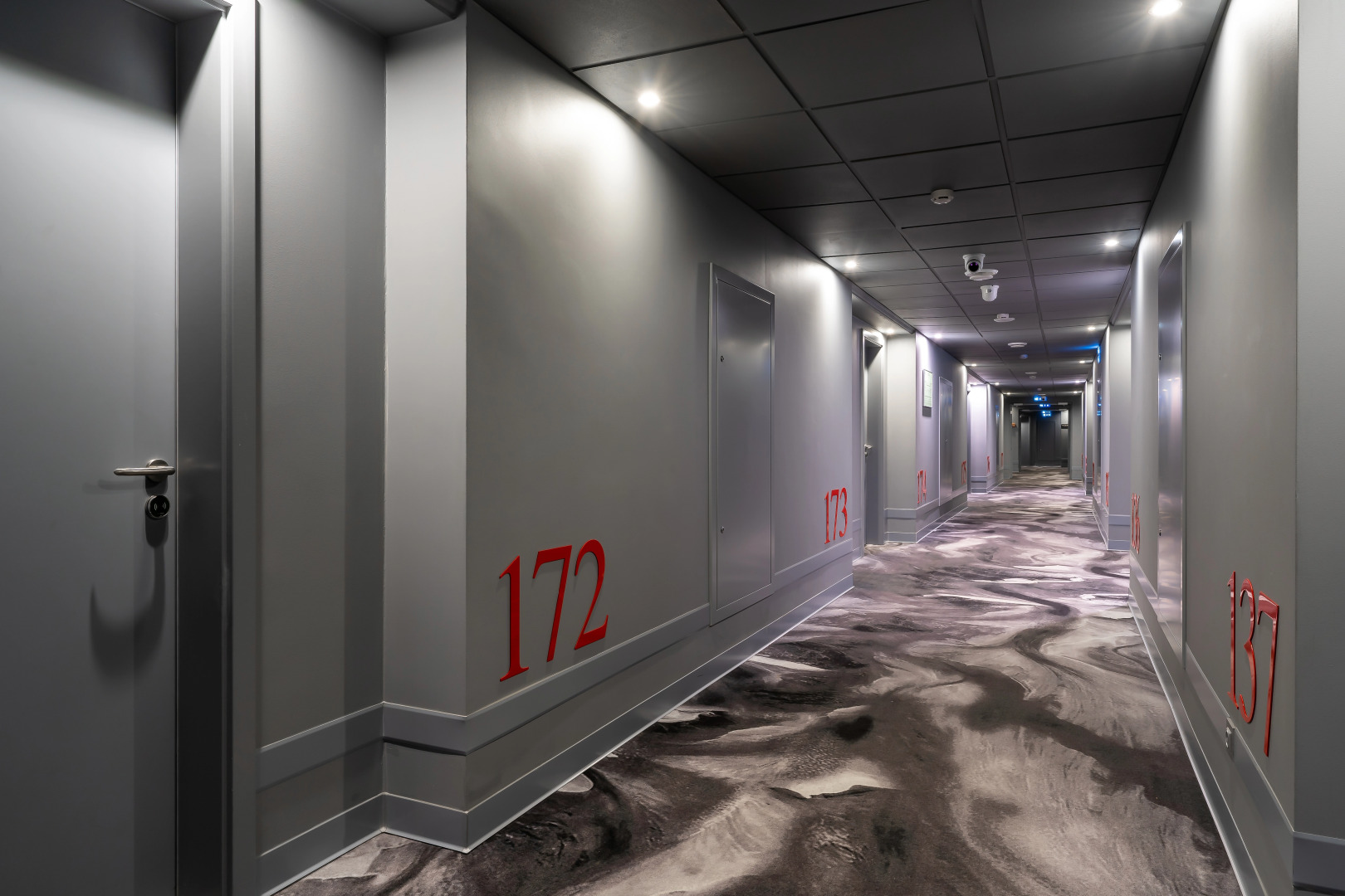 Театральная Площадь Отель