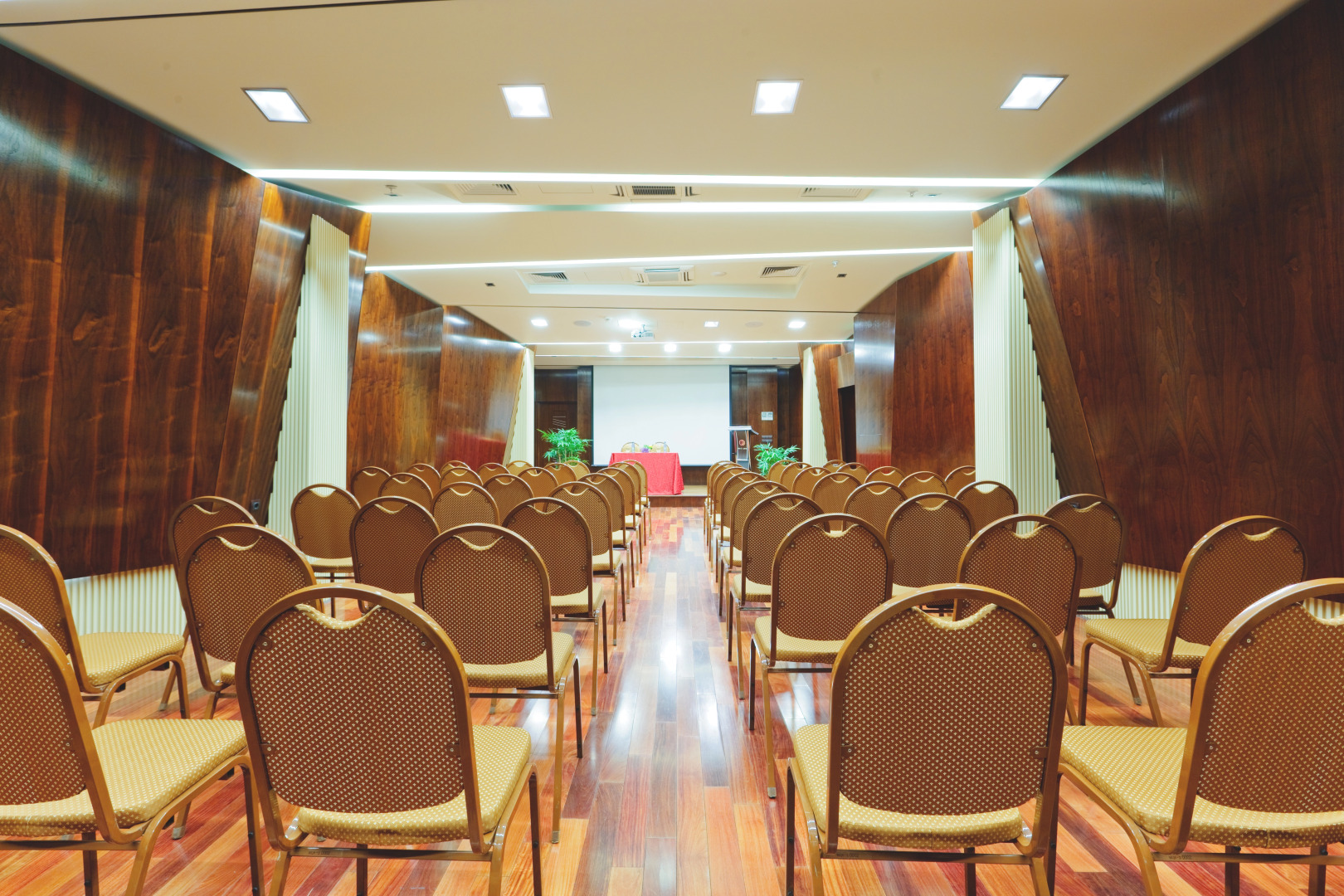 Отель East Gate