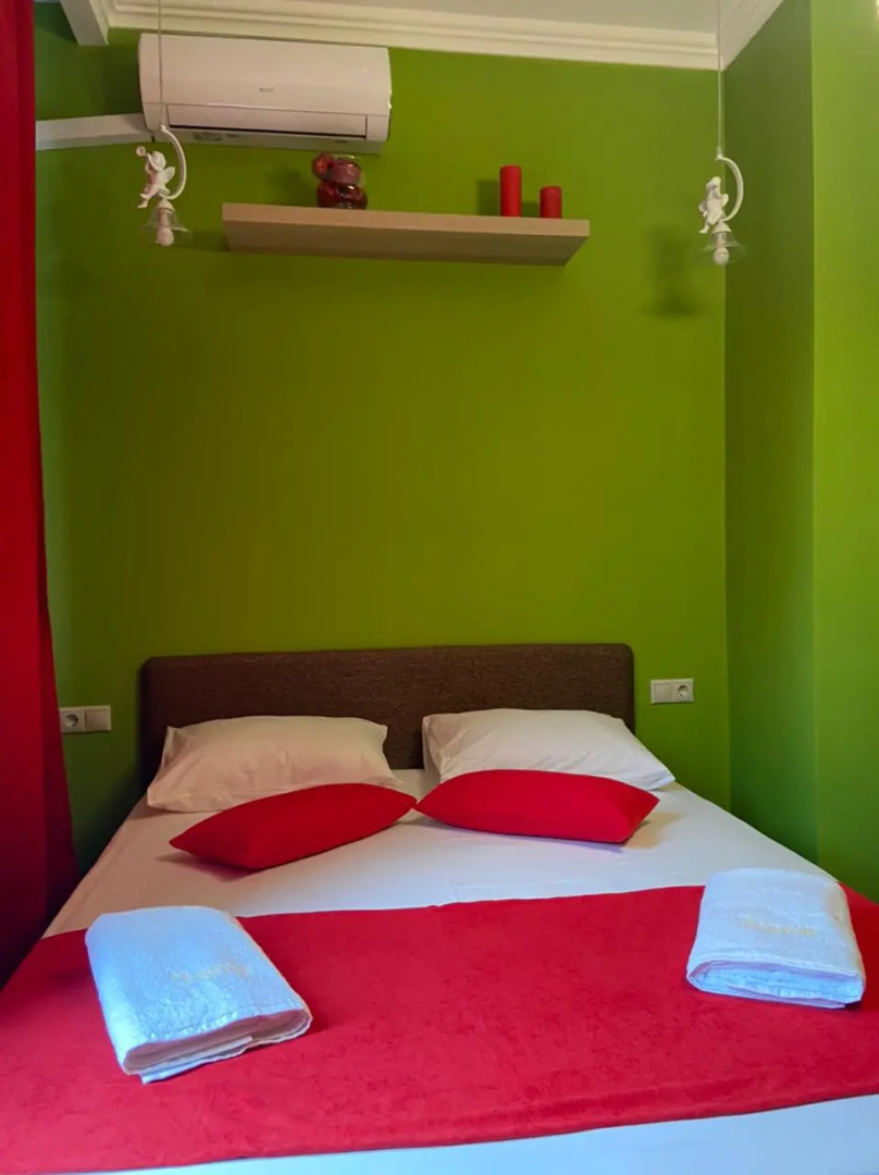 Отель Элитон