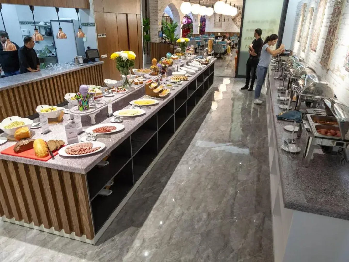 Отель Paradise Plaza Luxury