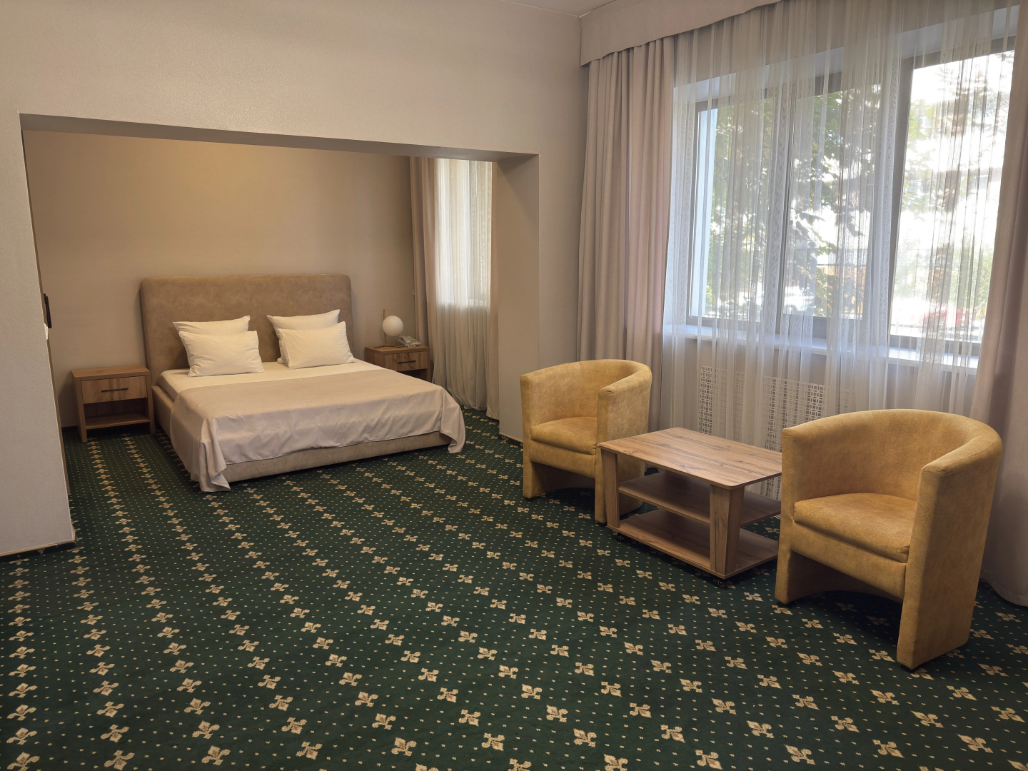 Отель Saya Hotel Almaty