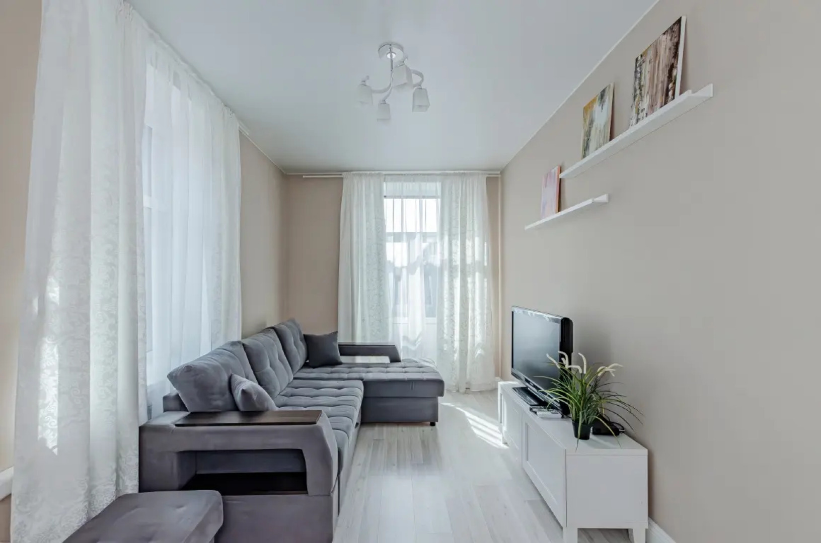 Апартаменты Кремль 50