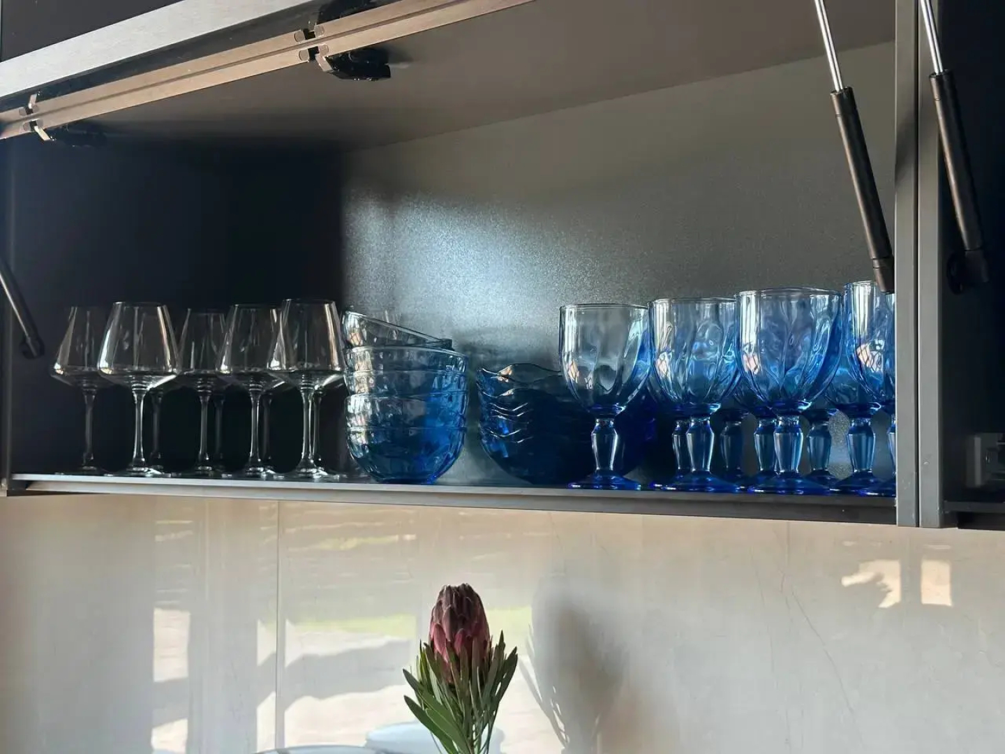 Вилла Дизайнерский Дом на Берегу Моря