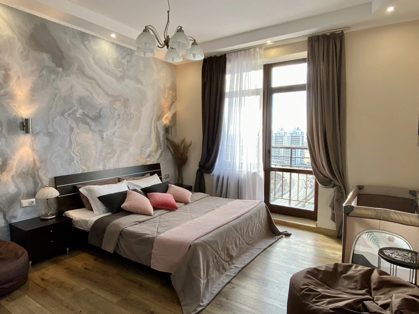 Апартаменты 2-к Элитные апартаменты с видом на Кремль