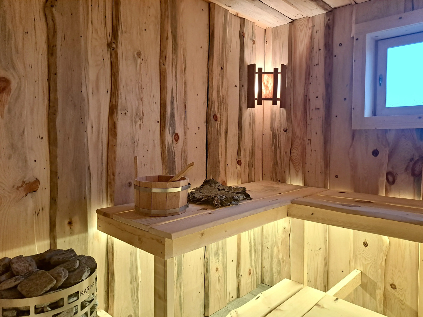 Частный дом для отдыха с гриль-мангалом, костровой и батутом