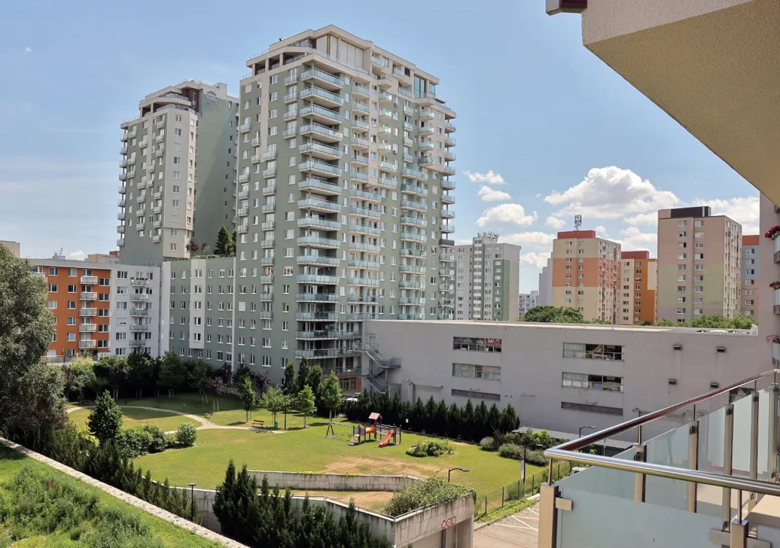 Апартаменты Luxury Grand Apartments