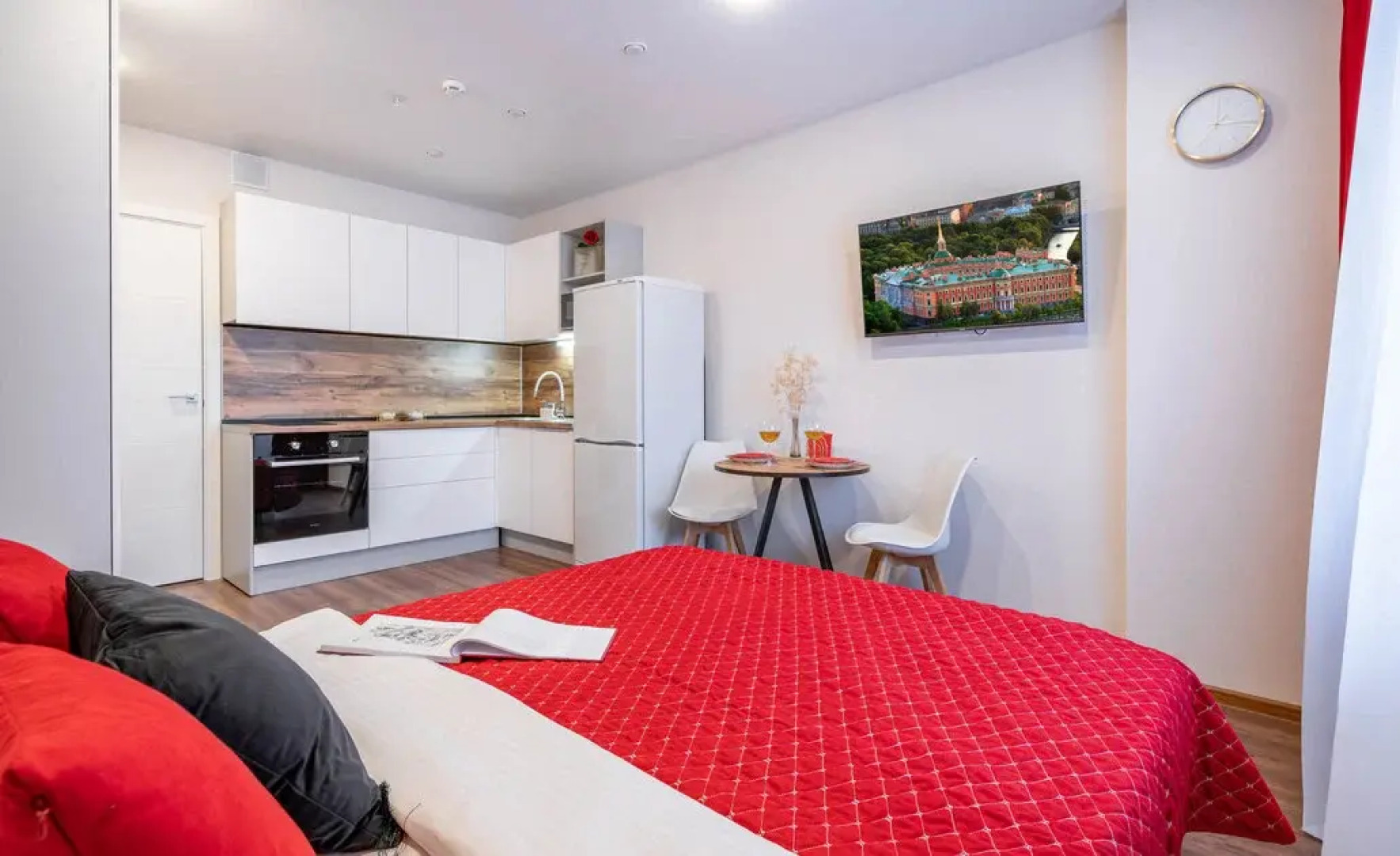 Апартаменты KeysSpb на Крыленко St34