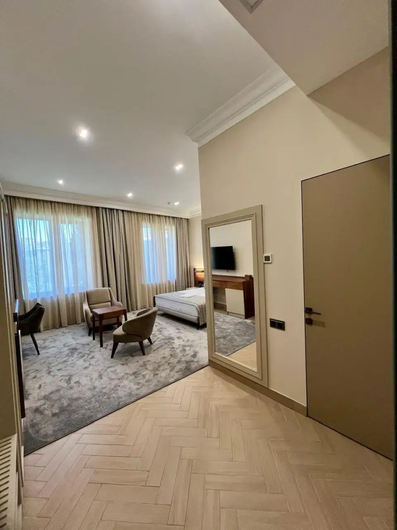 Отель Plaza Viktoria