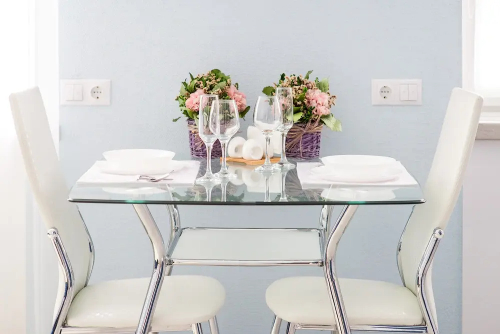 Апартаменты Тихая студия 38кв.м,напротив Центрального Парка,вокзал пешком