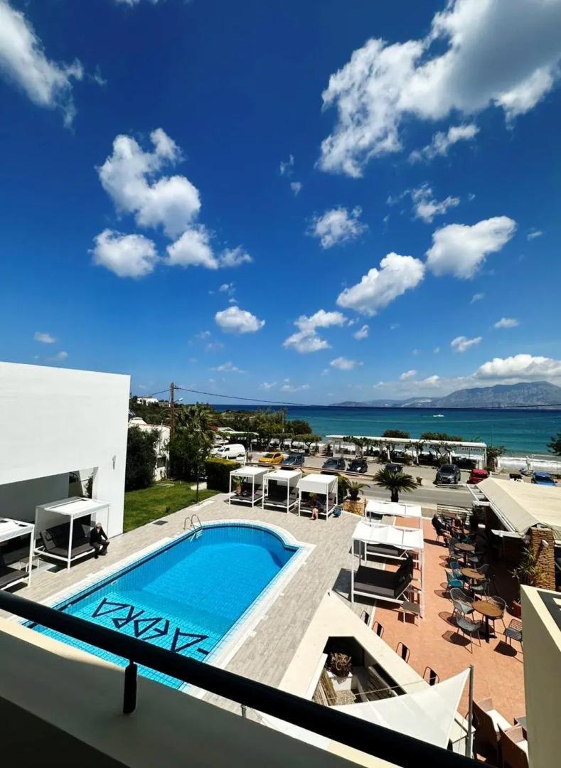 Курортный отель Faedra Beach