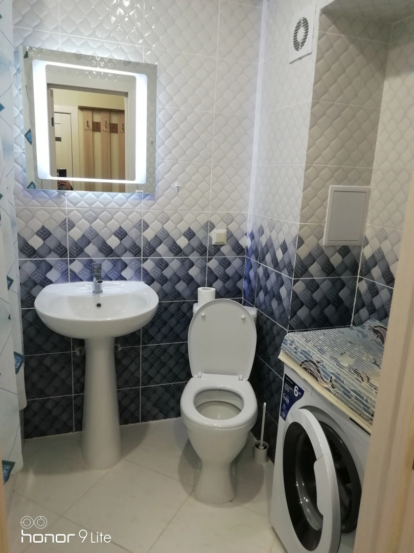 1-ком квартира посуточно на Льва Толстова