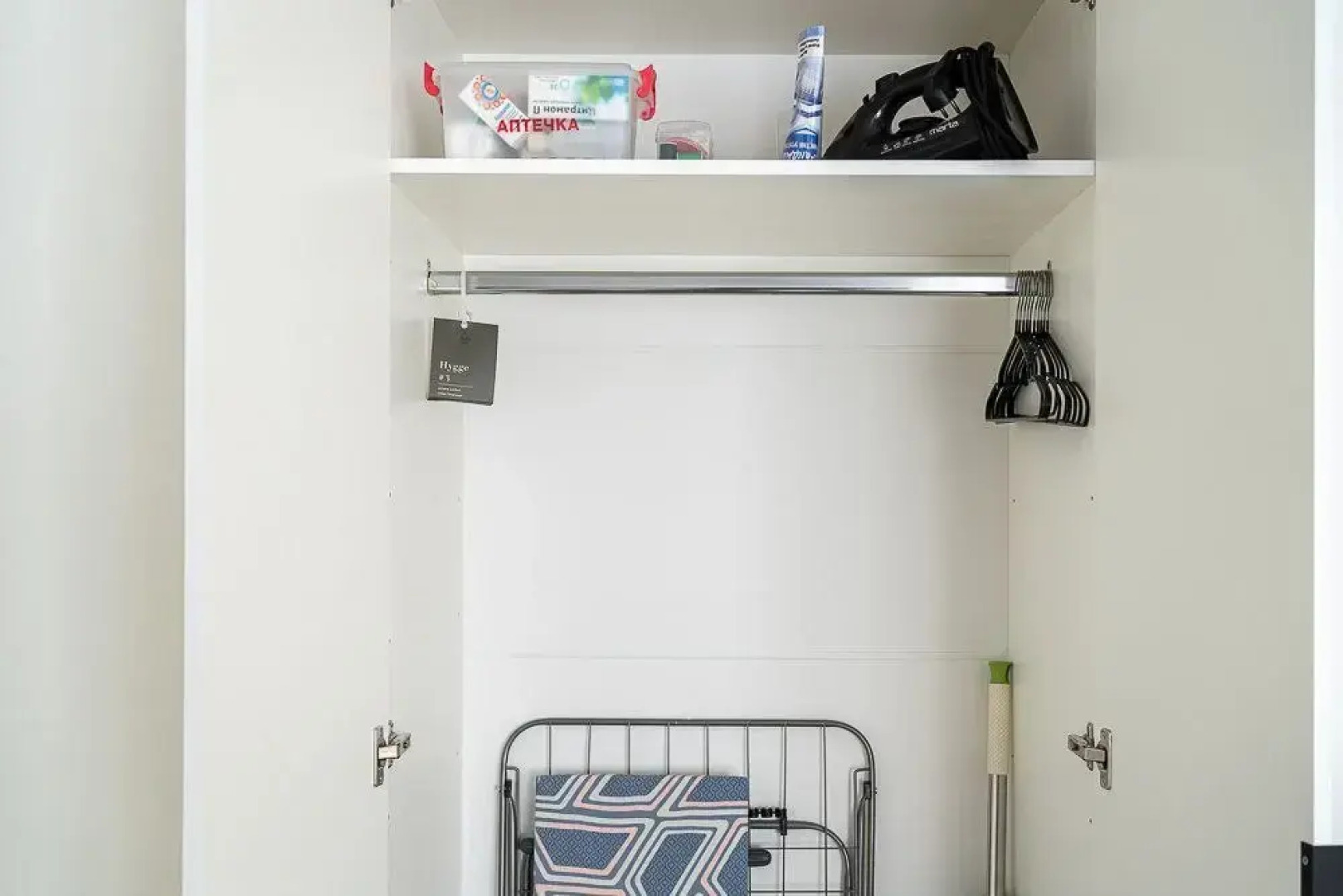 Апартаменты Monochrome от Сети Good Vibes Apartments