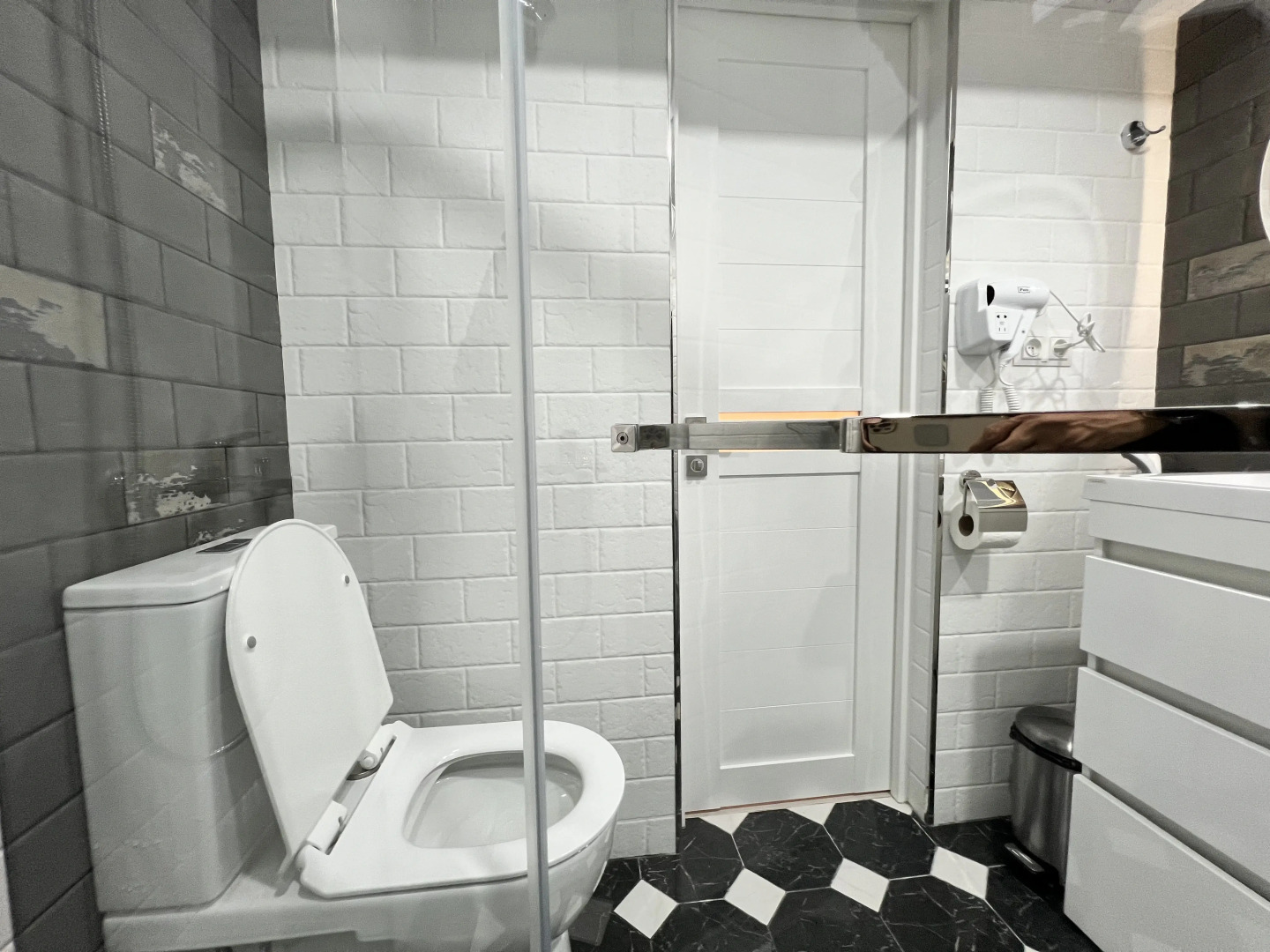 Апартаменты Tiny modern home in 1st floor, Saryan