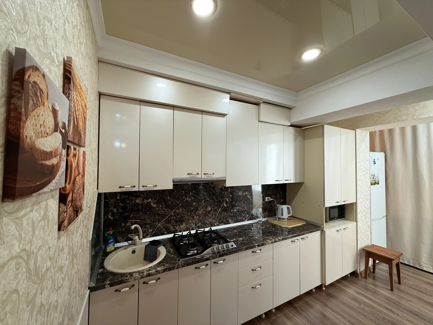 Апартаменты Студия в новостройке на первом этаже