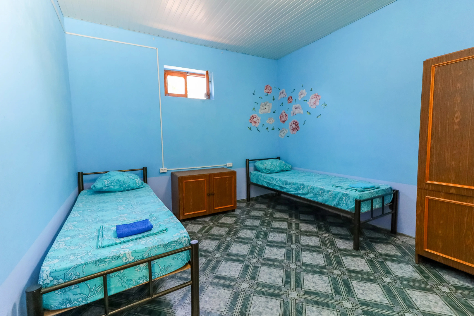 84 Guest House