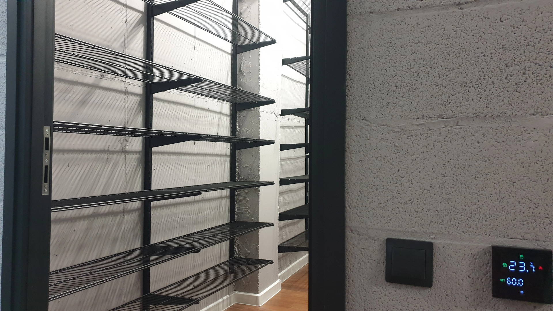 Апартаменты Green Lamp Downtown