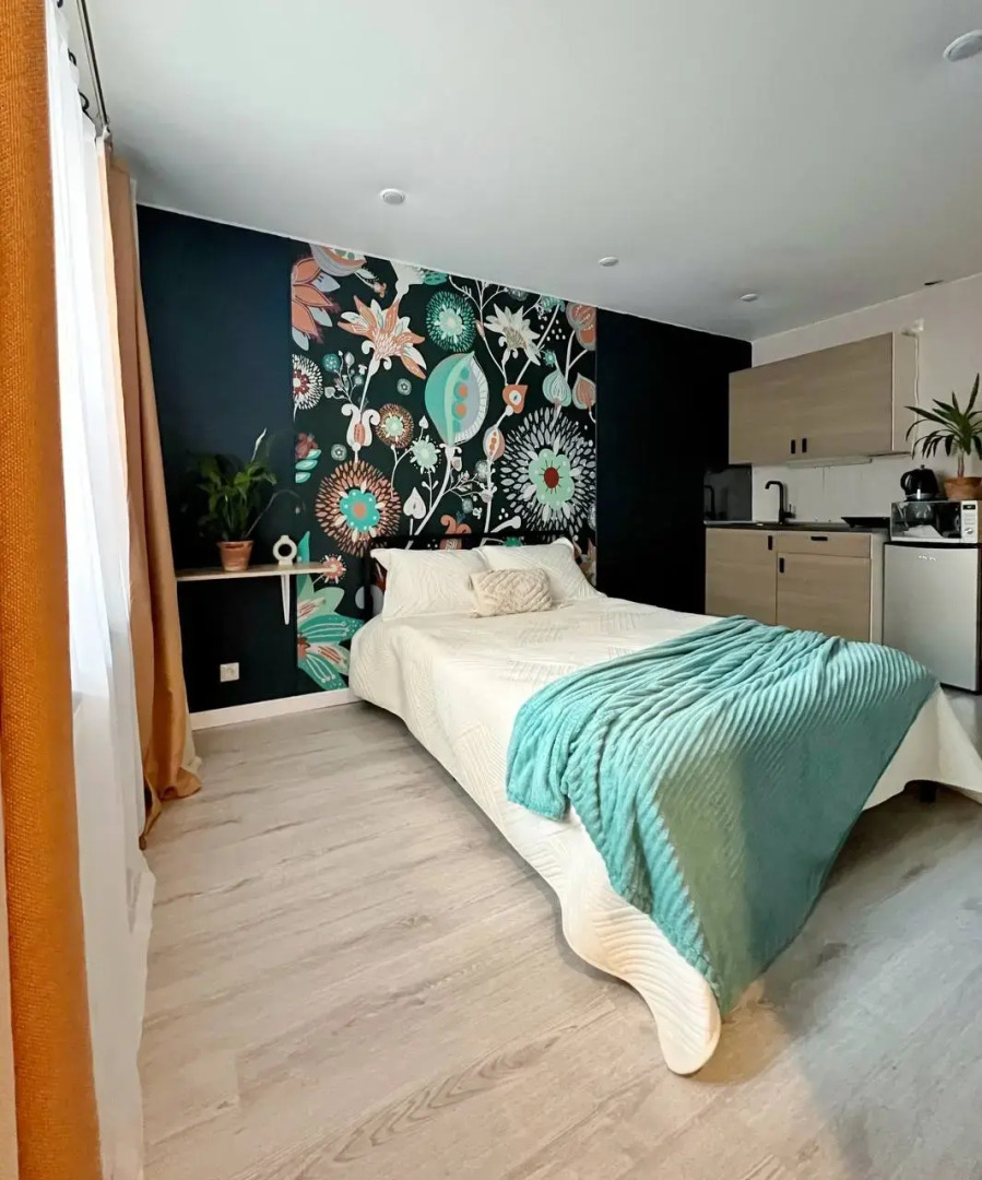 Апартаменты Тишина у Метро и Парка