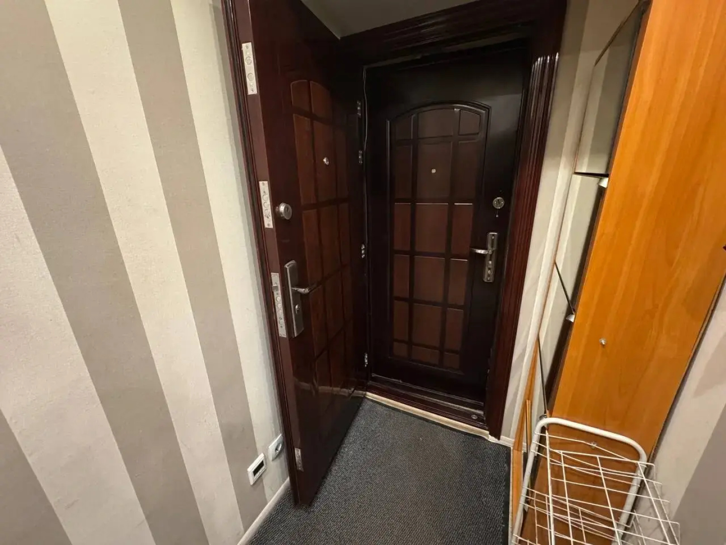 Апартаменты на Партизана Германа,10к4