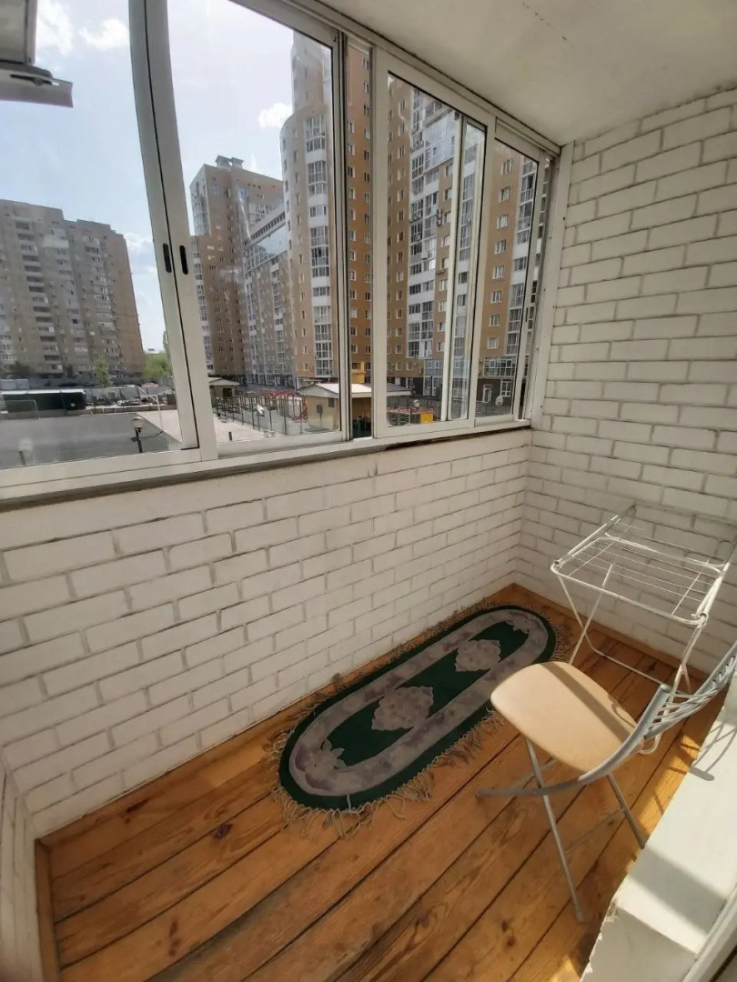 Апартаменты от Людмилы на Революции 1905 31в