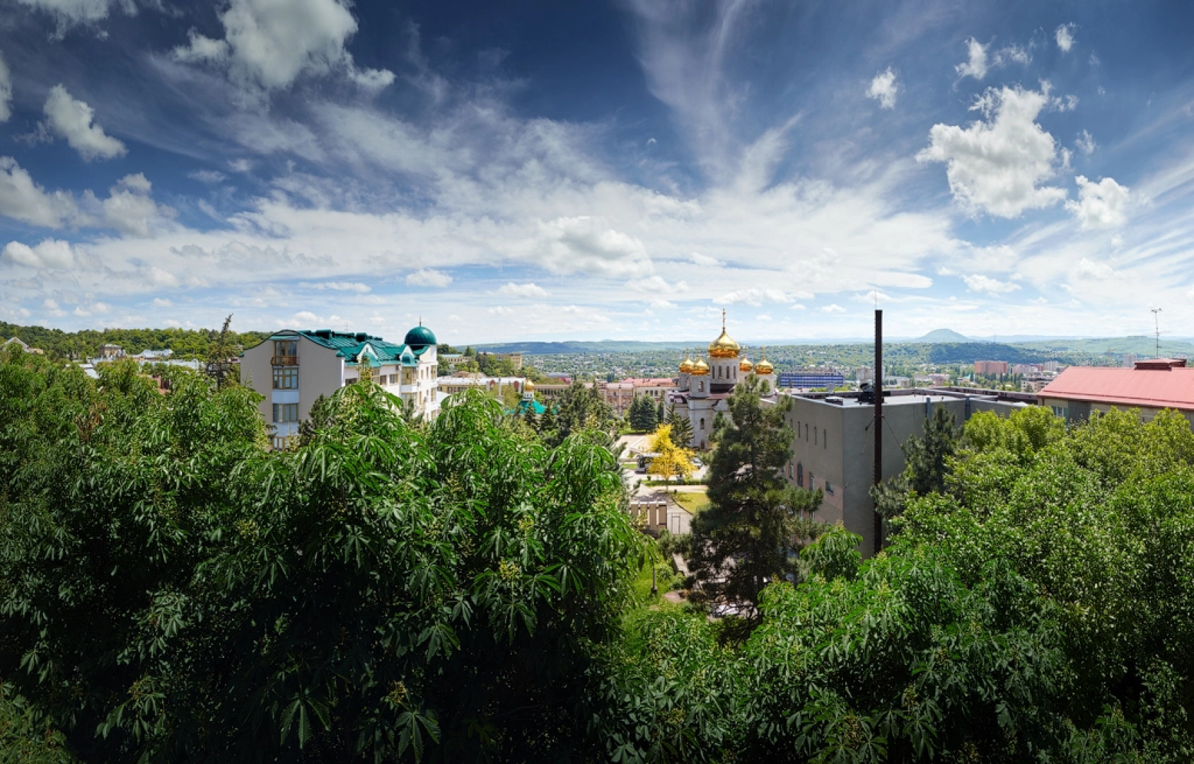 Санаторий Курортная Поликлиника им. Н.И. Пирогова с Пансионатом с Лечением Искра