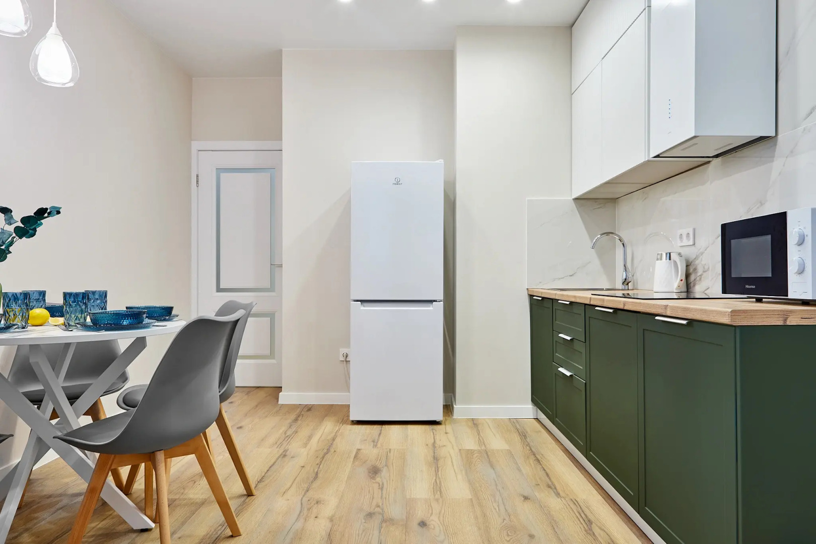 Квартира 2 Ночи на Улице Героя Владислава Посадского 17 к1