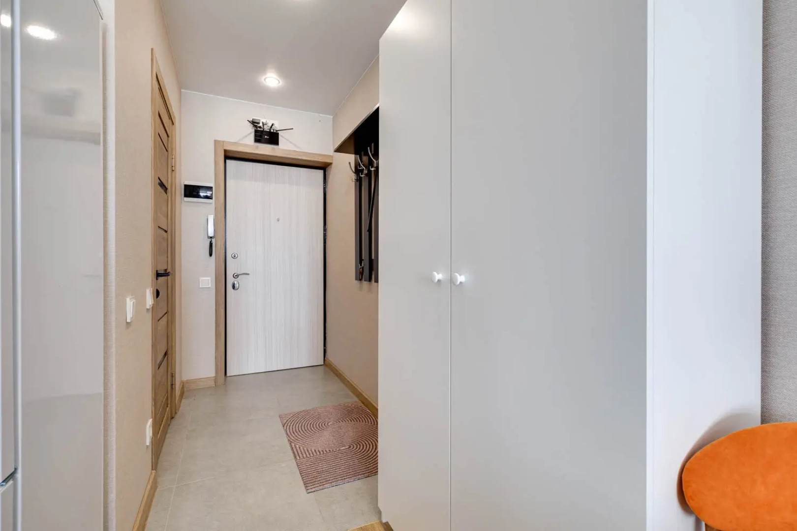 Апартаменты Happy People Западный Квартал 6/2