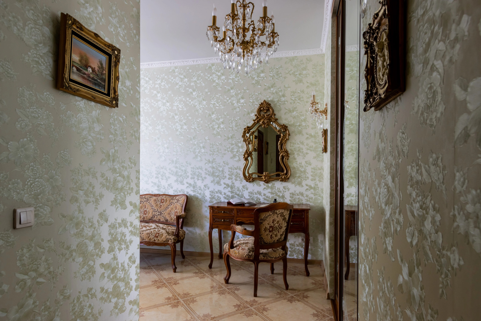 Апартаменты Aristocrat Flat