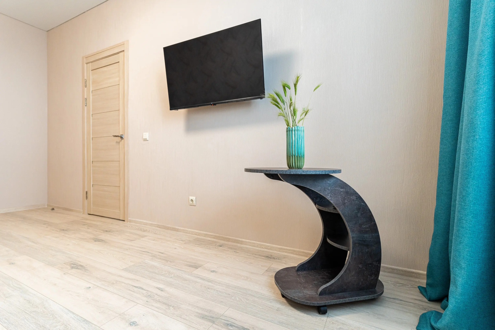 Апартаменты в Южном Районе Новороссийска от LetoАрrt