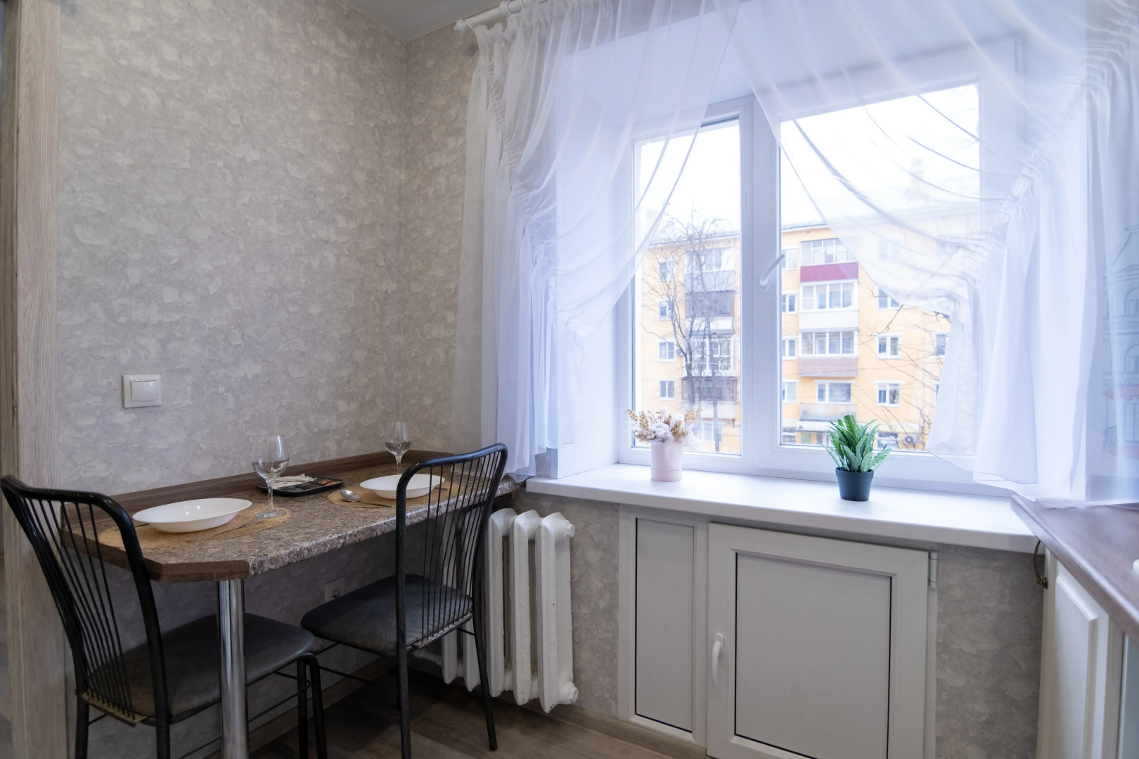 Апартаменты на главном проспекте города