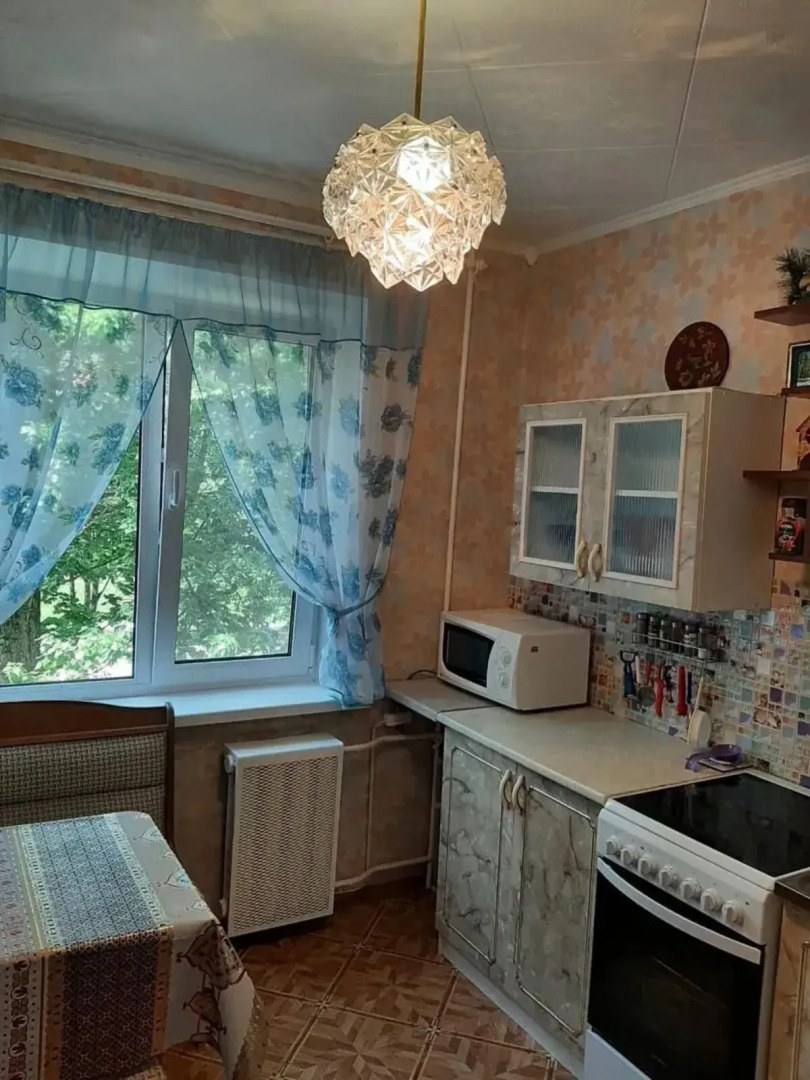 Квартира 1-й Микрорайон 8