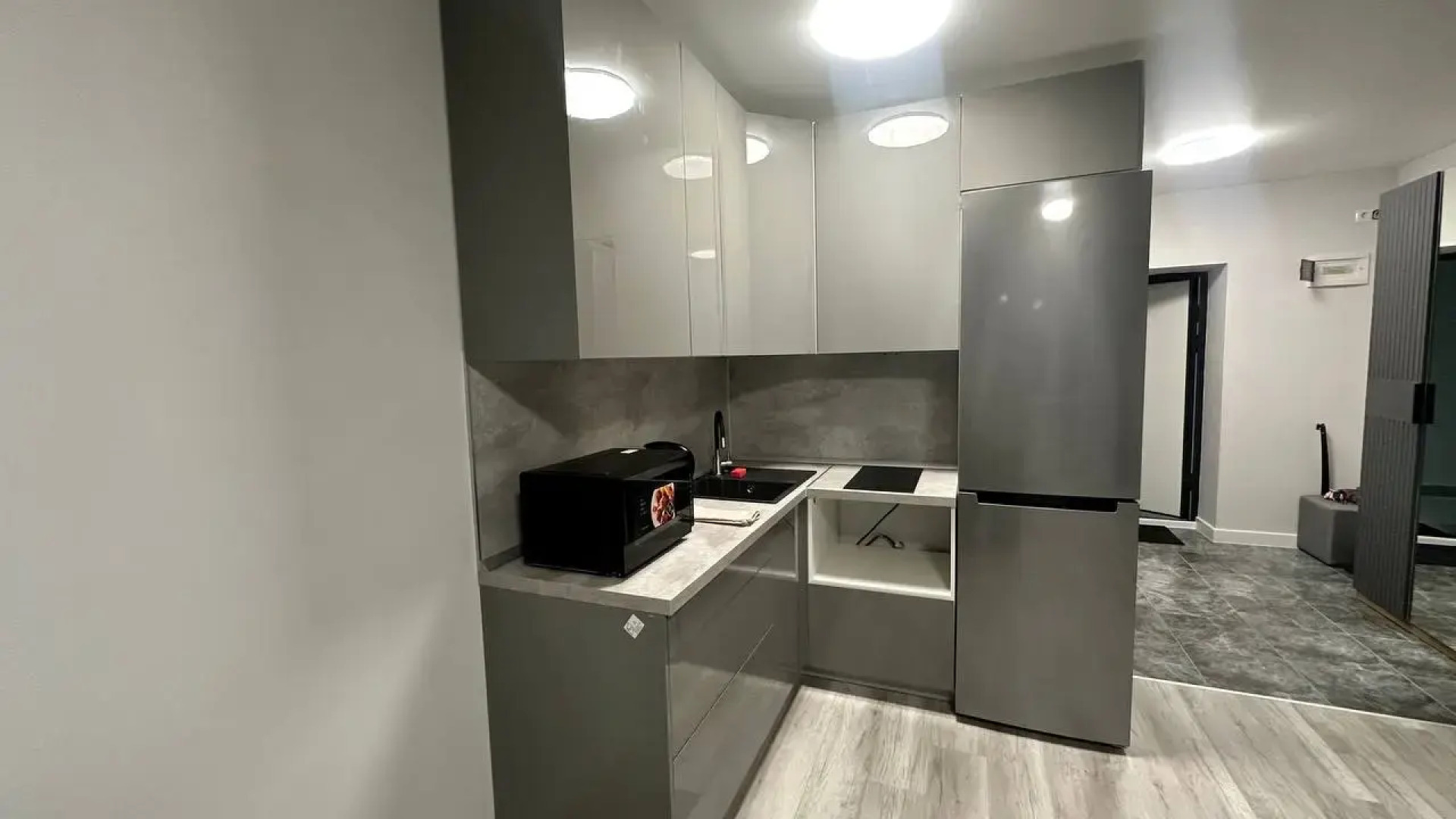 Апартаменты Уютные 1 этаж на Алексеевская 64/1