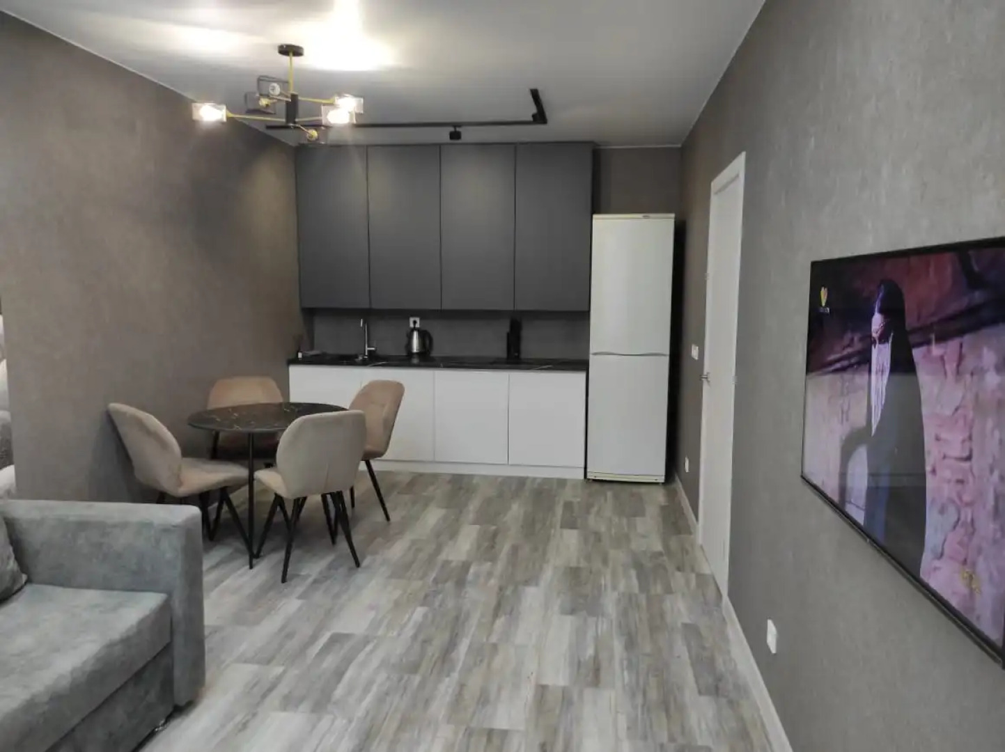 Квартира Дизайнерская Евродвушка