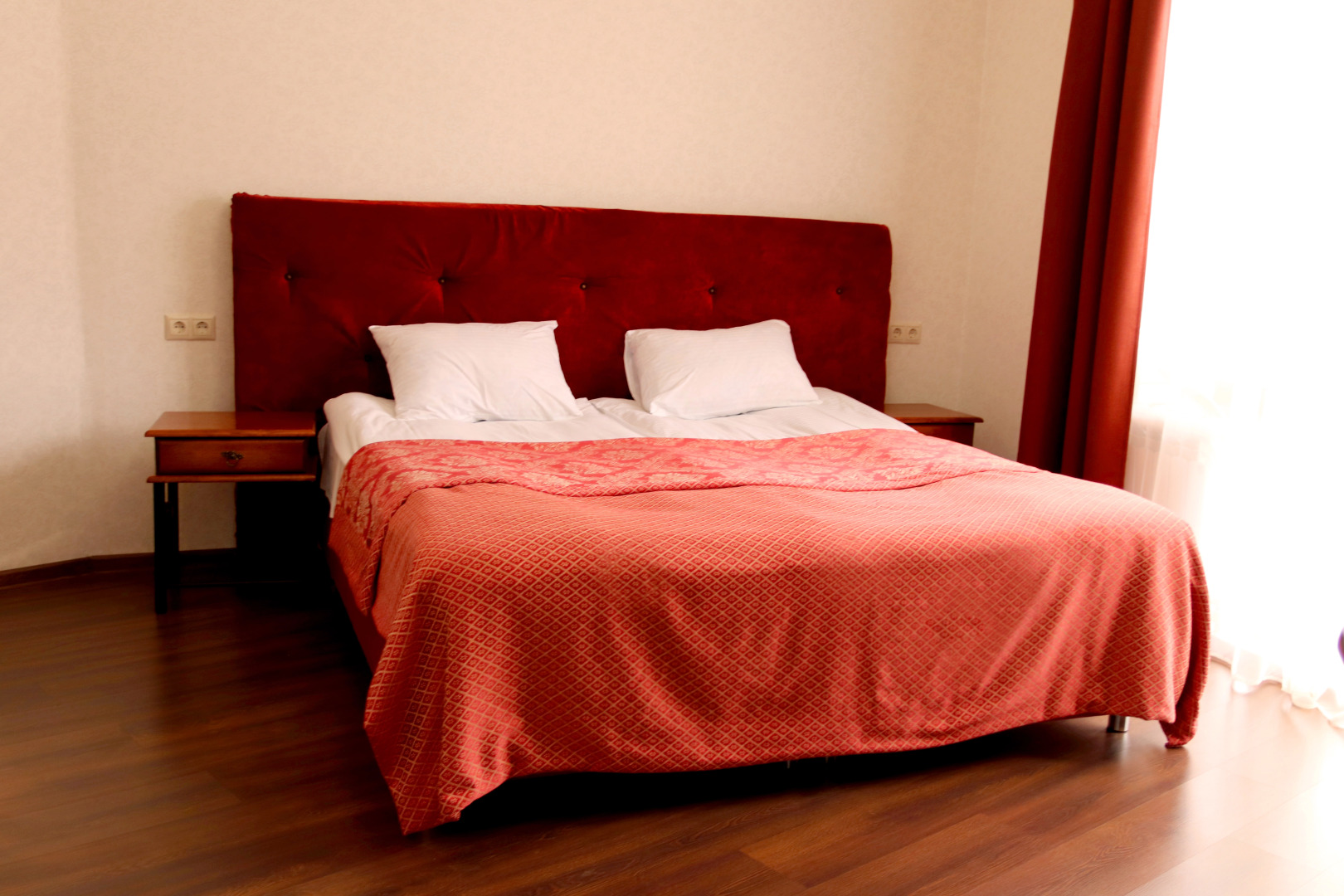 Gostevoj Dom Malen'kij Parizh