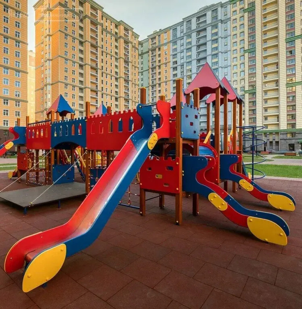 Апартаменты у метро в центре