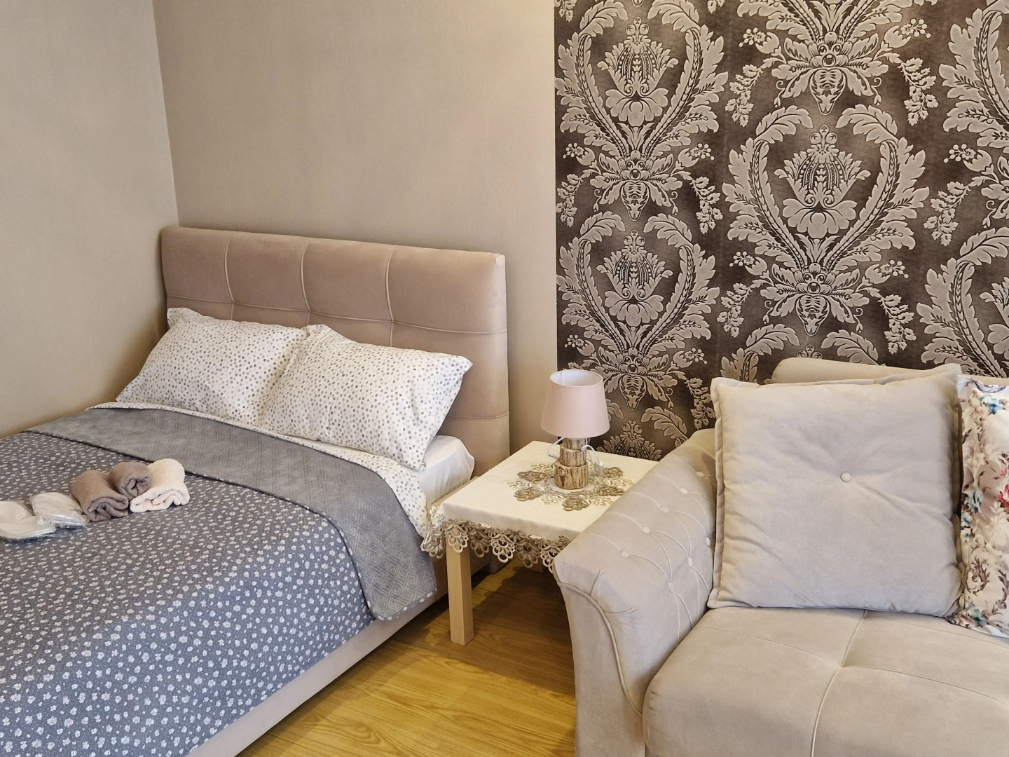 Квартира Восхитительная квартира! Не далеко от Центра! Вблизи Верхнего озера!