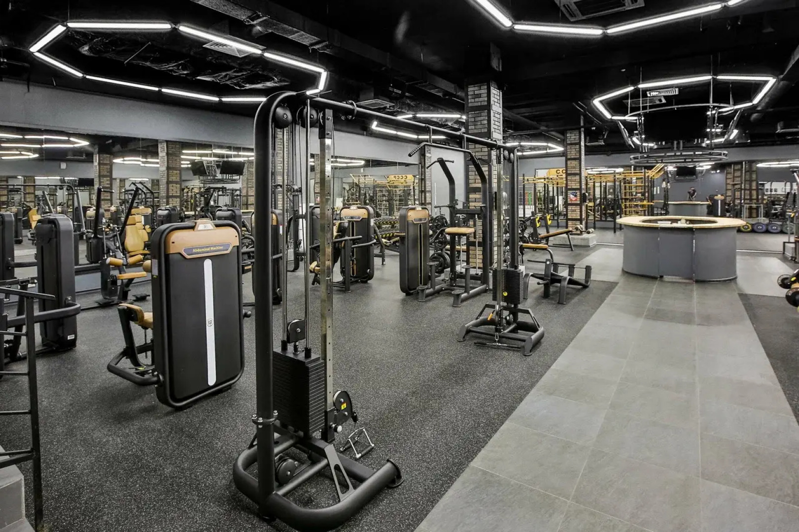 Отель Астро Плаза