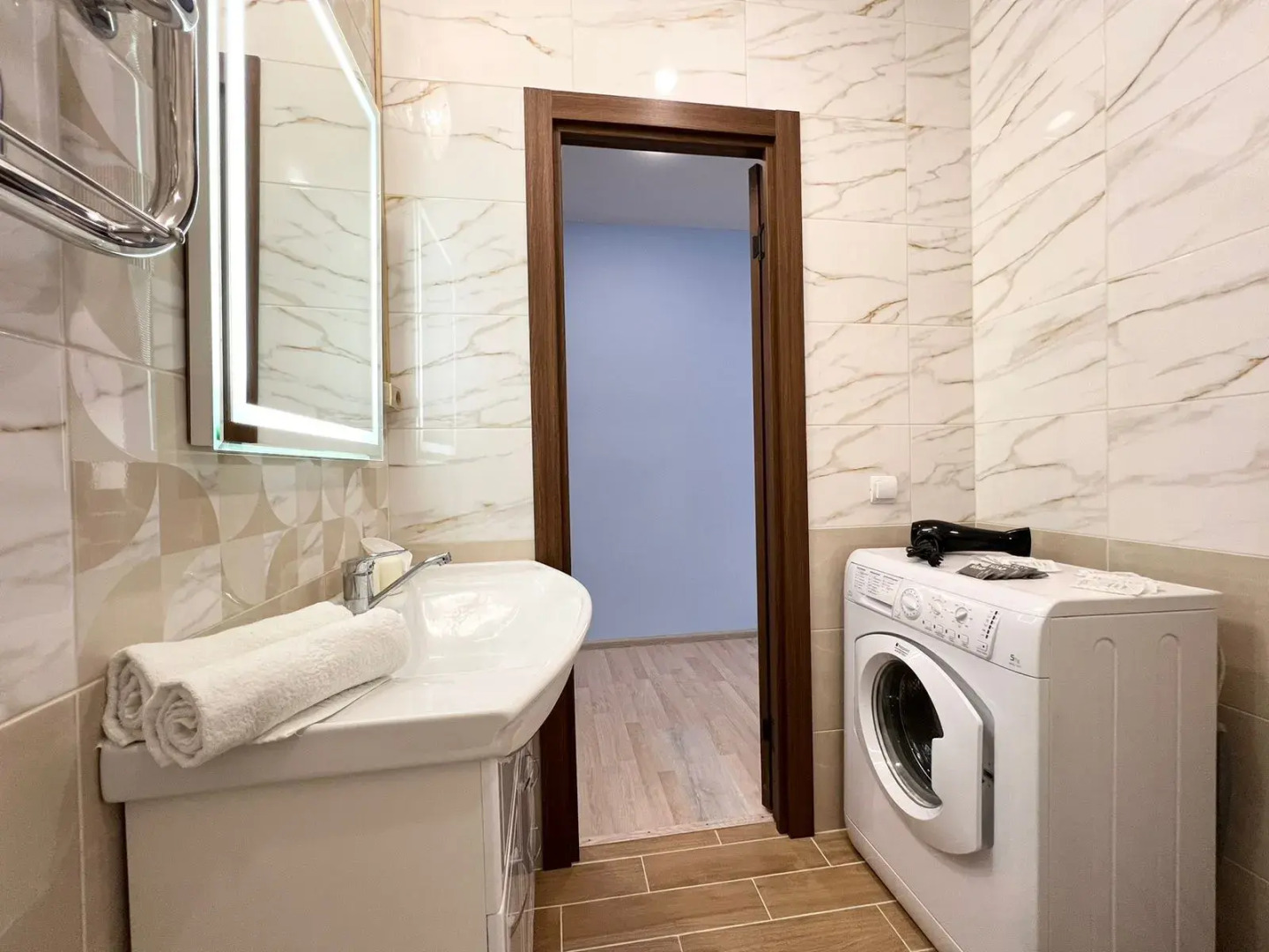 Апартаменты 2-к апартаменты Анненки