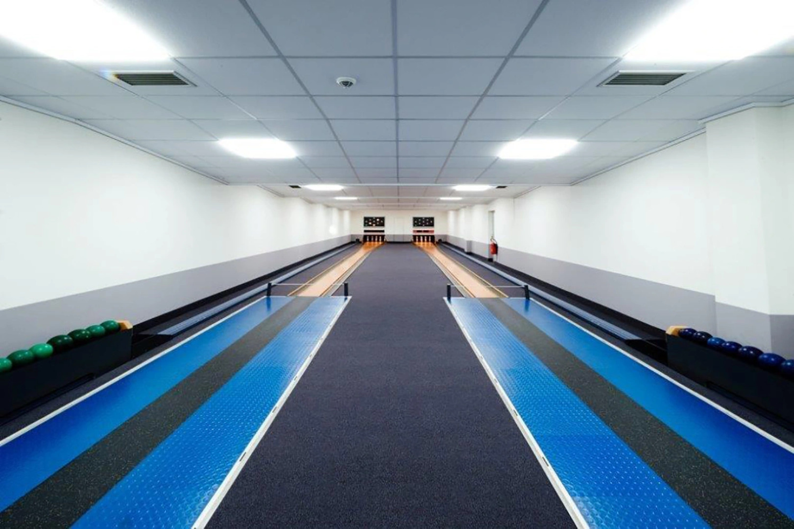 Отель Alvisse Parc