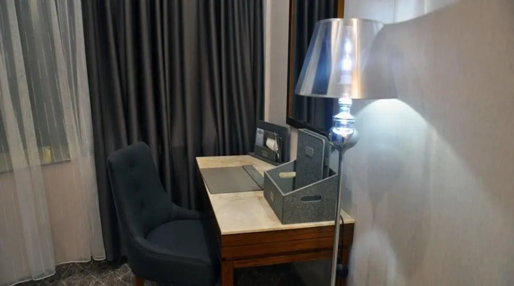 Parliament Palace Hotel