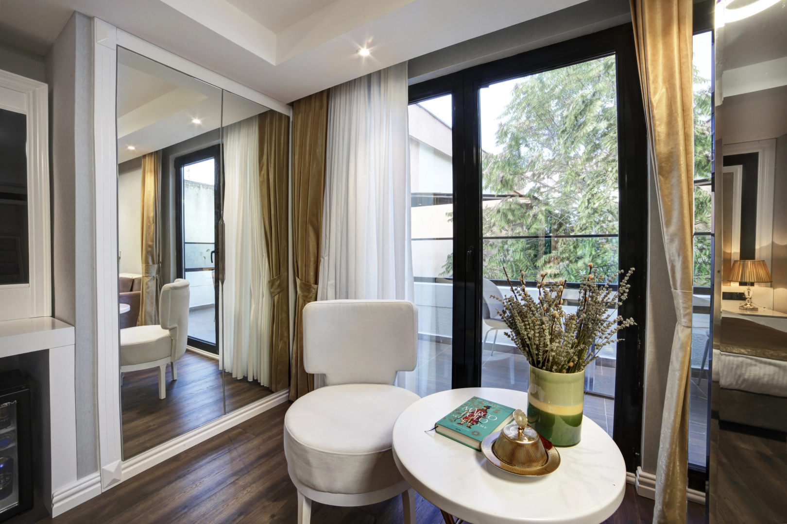 Отель Pell Palace Hotel & Spa