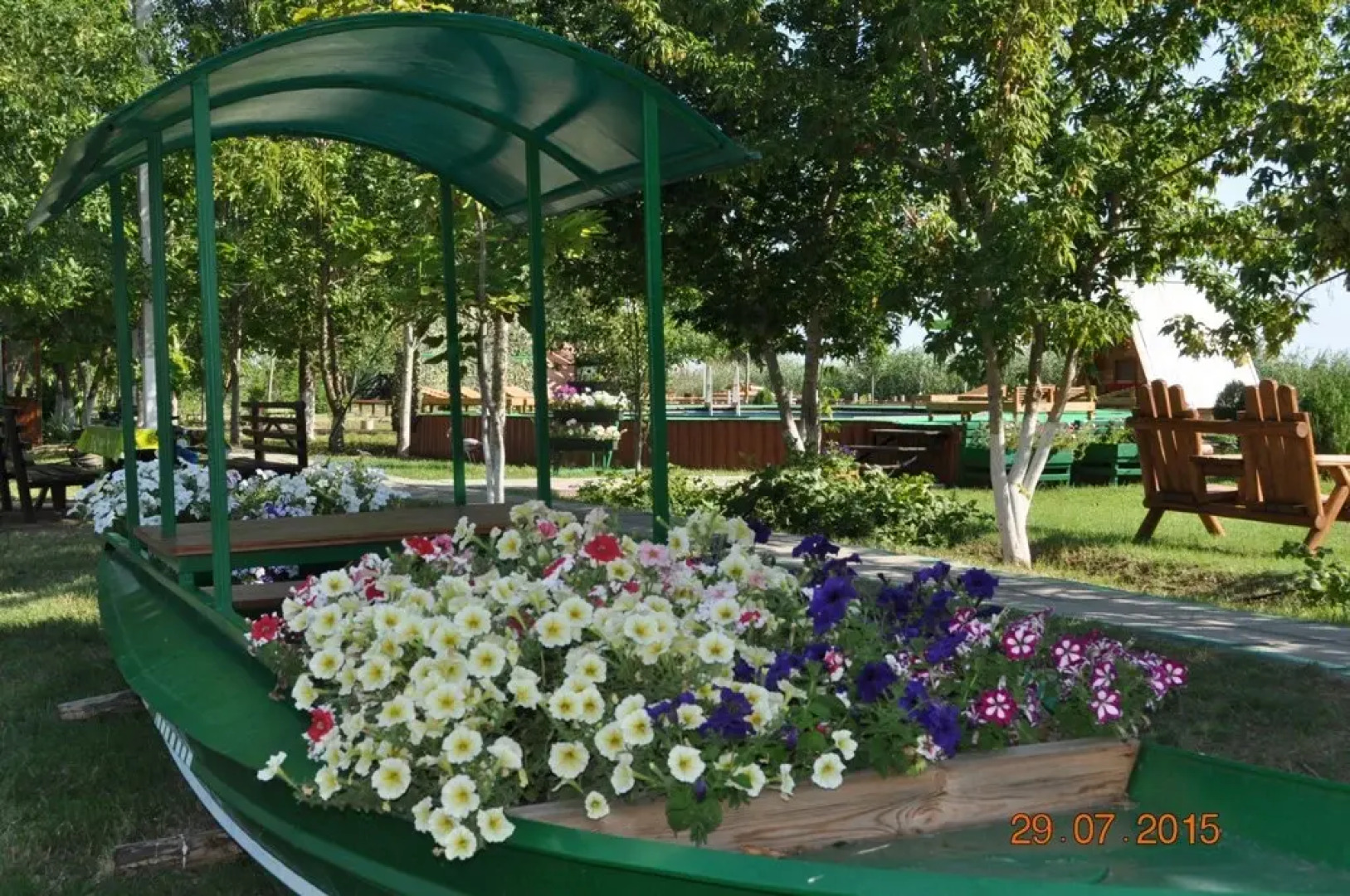 База отдыха Золотой Лотос