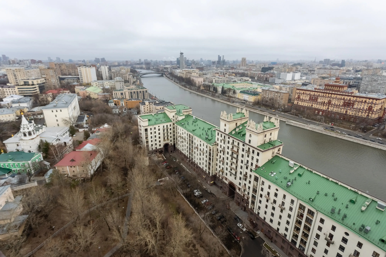 Улучшенные Апартаменты с гостиной  видом на реку