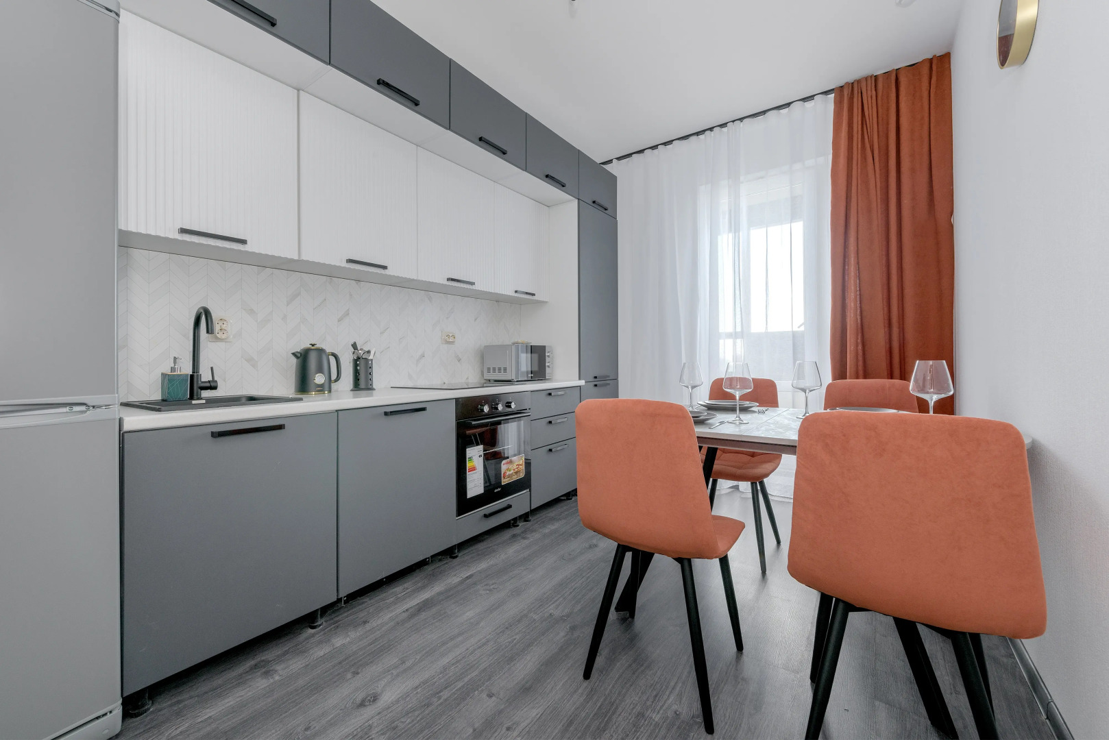 Квартира двухкомнатная для четырёх гостей