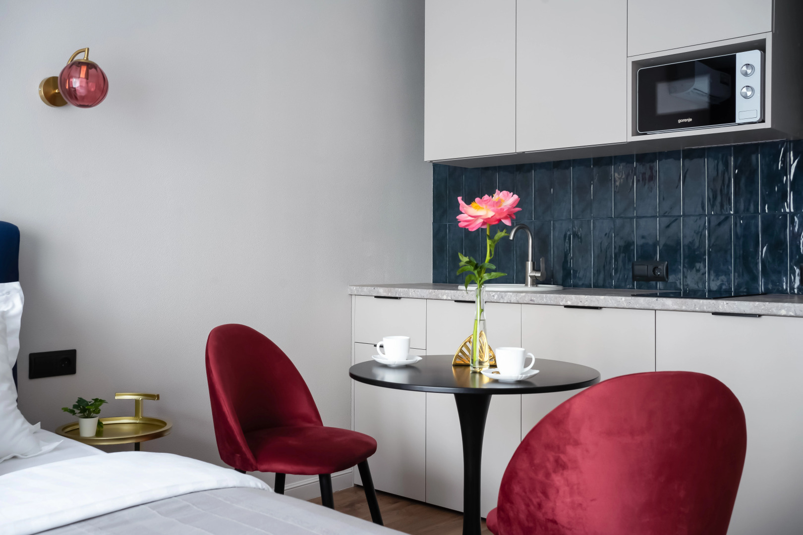 Апартаменты Savina у Моря 2 синяя студия