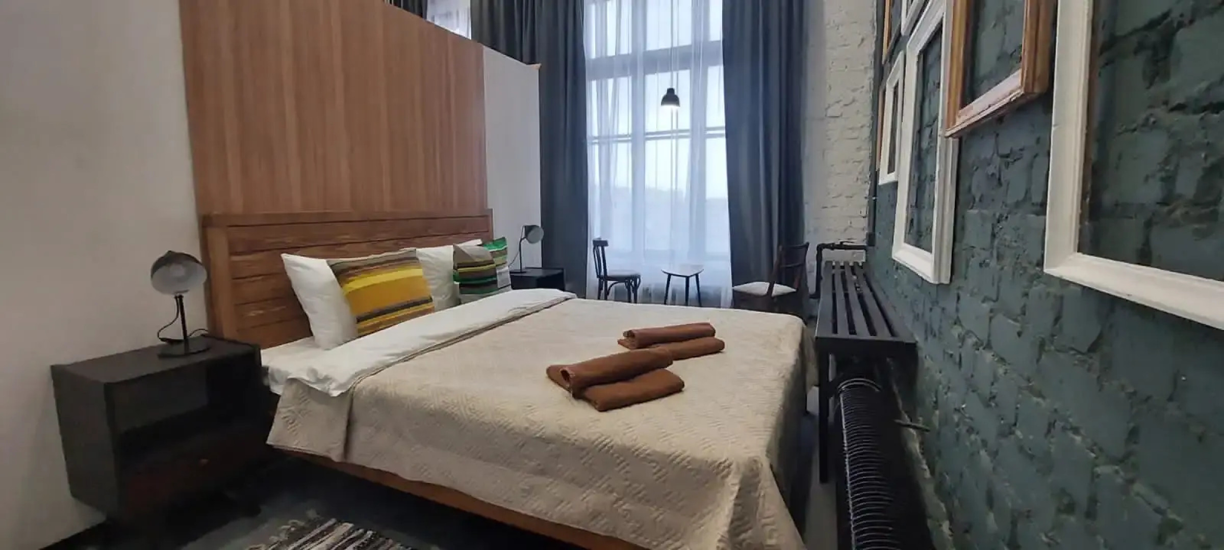 Апартаменты "У художника на Аллее Героев, 4"